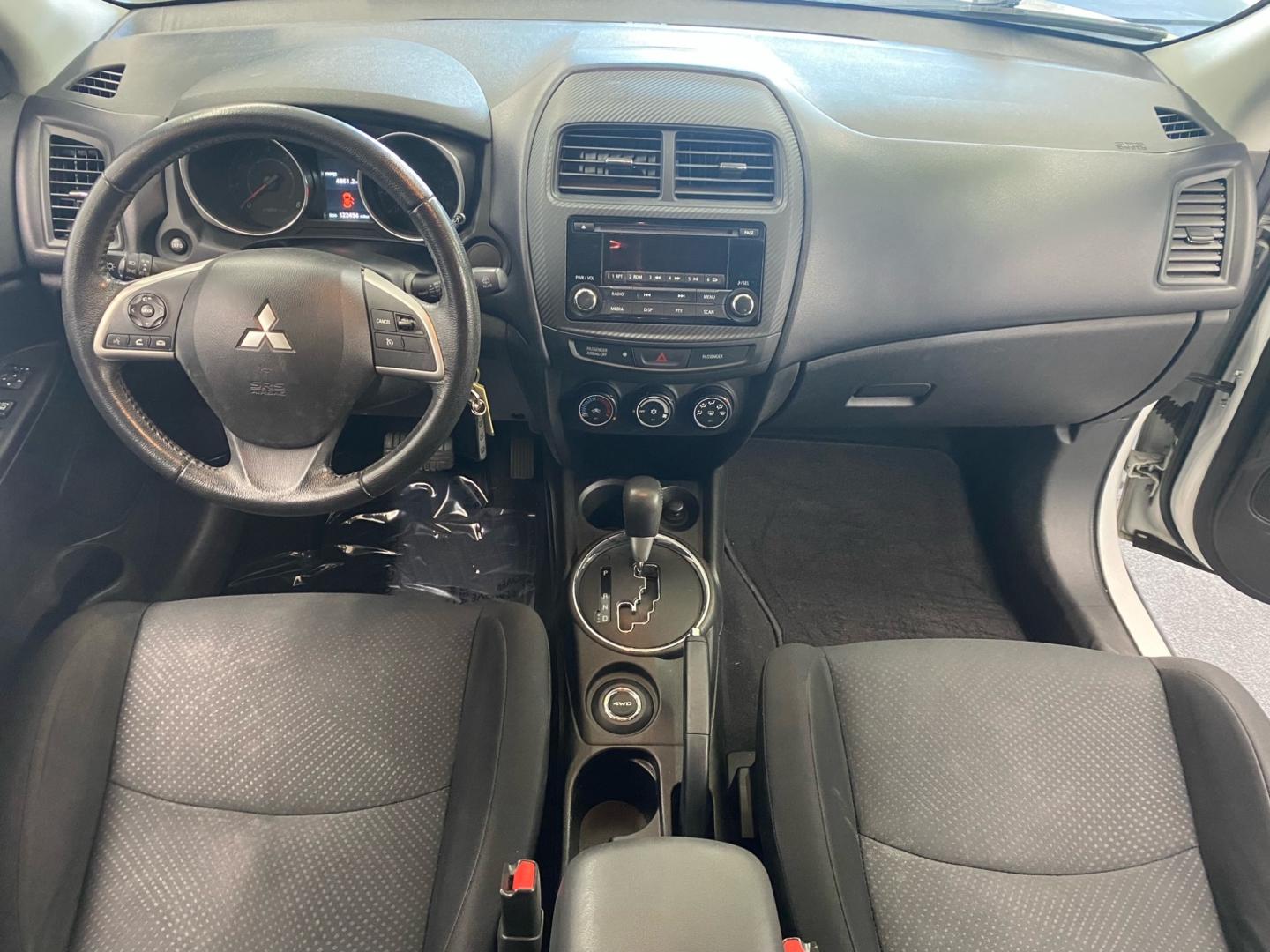 2015 WHITE /Gray Mitsubishi Outlander Sport (4A4AR3AUXFE) , located at 533 S West End Blvd., Quakertown, PA, 18951, (877) 257-4995, 40.343994, -75.303604 - INCLUDED IN THE SALE PRICE OF EVERY VEHICLE: 48 Hour Money Back Guarantee 6 Month - 6,000 Mile Warranty Brand New PA State Inspection & Emission $10 Oil Changes for the Life of the Loan Complete CARFAX - Photo#6